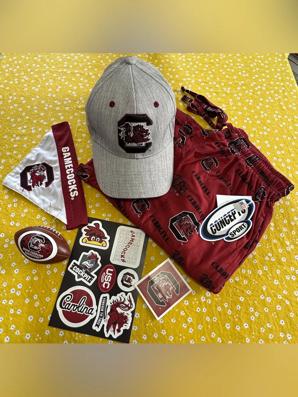 🏈 NWT❗️University of South Carolina Gamecocks ‼️ Lounge pant / Ball cap & more! - Picture 2 of 14